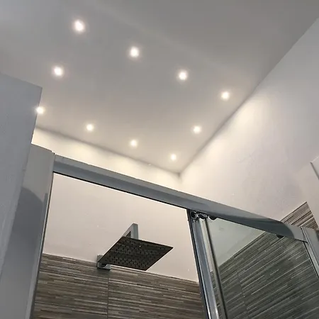 Fegina Apartment *